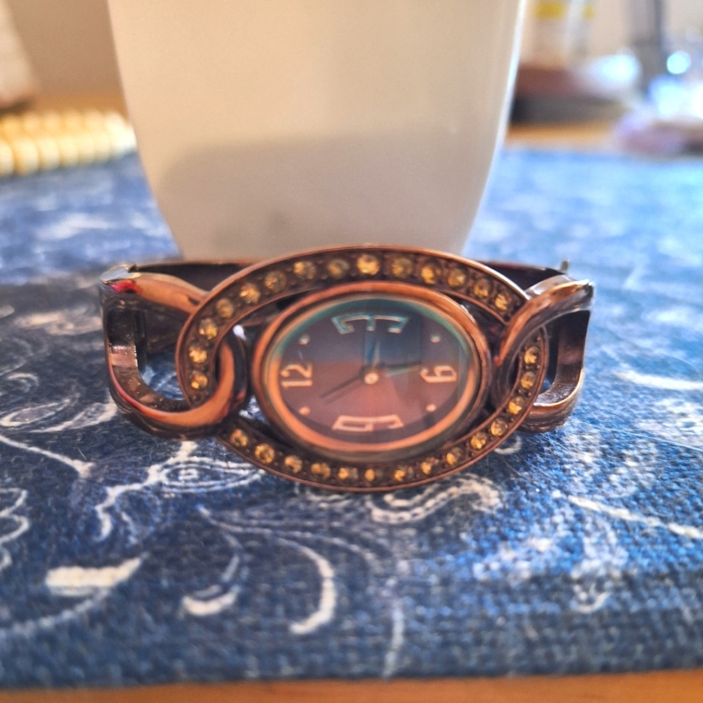 🍁Vintage cuff watch🍁Last price drop🍁
